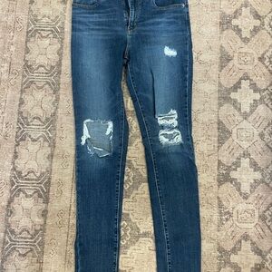 Women's Dark Blue Distressed Skinny Jeans